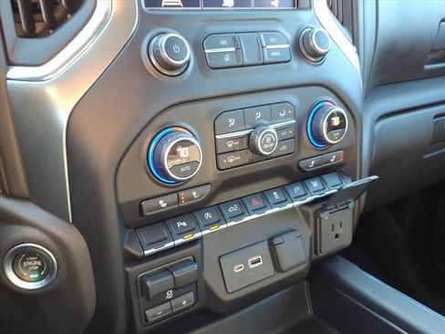 Used 2020 Chevrolet Silverado 1500 RST w/ All-Star Edition image 22