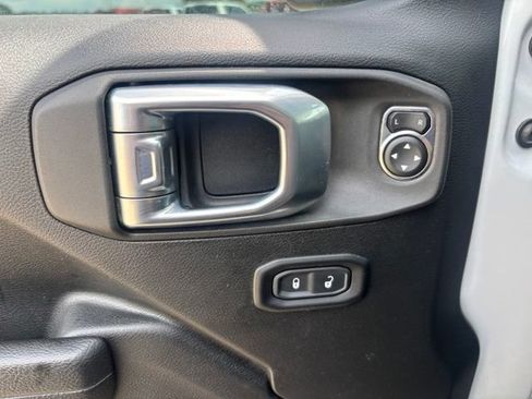 Used 2023 Jeep Wrangler Unlimited Sport AWD/4WD image 20