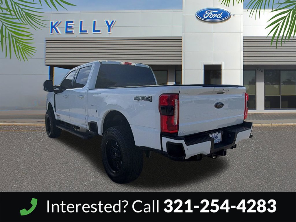 Used 2023 Ford F250 XLT w/ Black Appearance Package AWD/4WD image 3