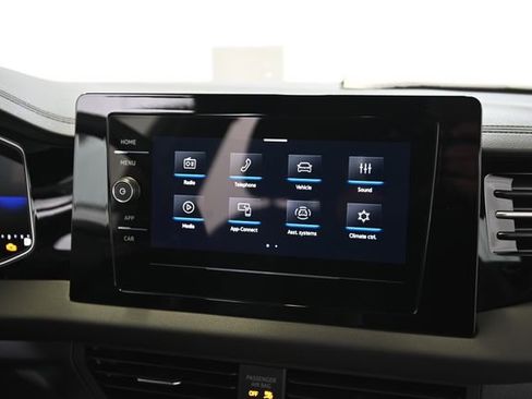 New 2026 Volkswagen Jetta Sport image 4