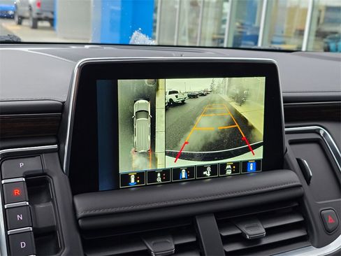 Used 2022 Chevrolet Suburban High Country image 58