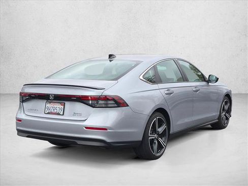 Used 2023 Honda Accord Sport image 5
