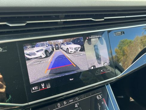 Used 2022 Audi Q7 Premium Plus image 20