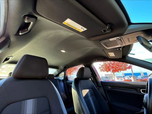 Used 2024 Honda Civic Sport image 13