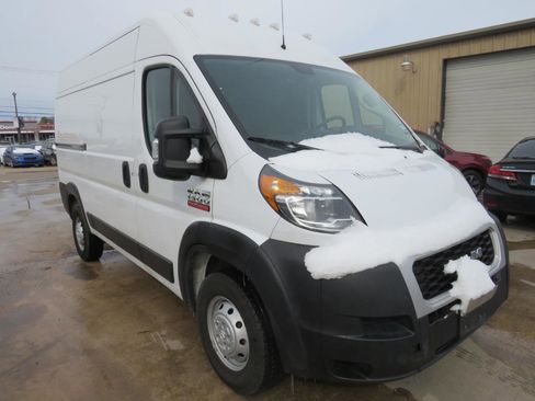 Used 2020 RAM ProMaster 1500 FWD image 3