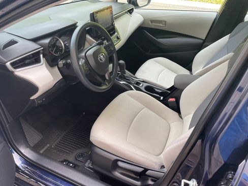 Used 2022 Toyota Corolla LE image 10