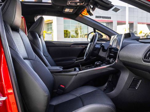 Used 2023 Toyota bZ4X Limited w/ Weather Package image 19