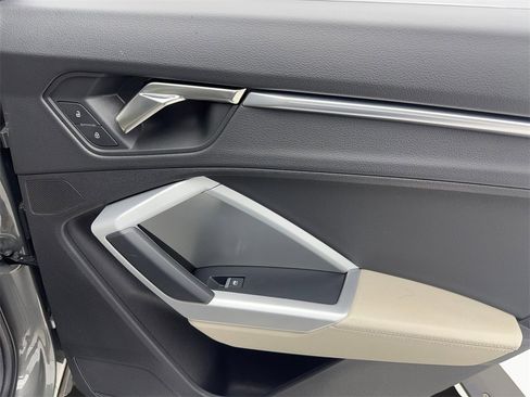 Used 2022 Audi Q3 2.0T Premium Plus image 44