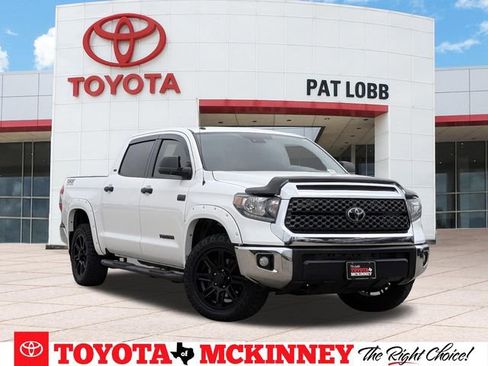 Used 2019 Toyota Tundra SR5 w/ SR5 Upgrade Package AWD/4WD image 1