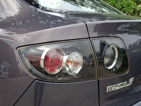 Used 2009 MAZDA MAZDA3 i Touring Value FWD image 10