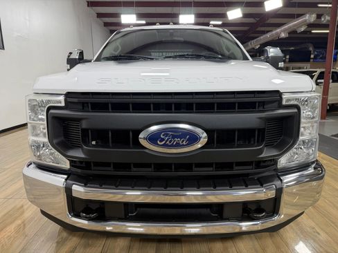 Used 2020 Ford F350 XL w/ Power Equipment Group AWD/4WD image 2