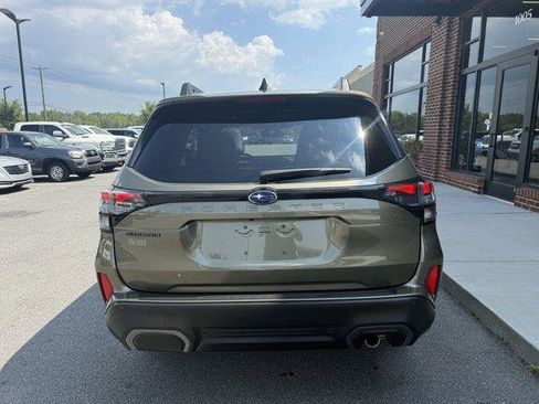 Used 2025 Subaru Forester Limited w/ Popular Package #1 AWD/4WD image 6