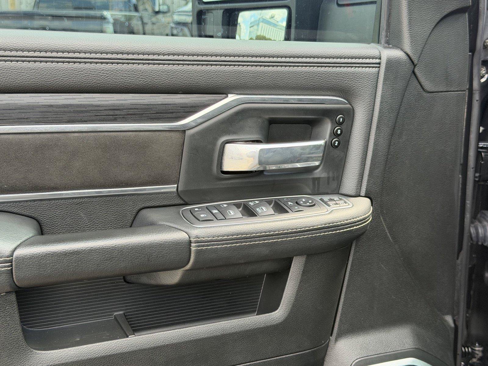 Used 2024 RAM 3500 Laramie w/ Sport Appearance Package AWD/4WD image 13
