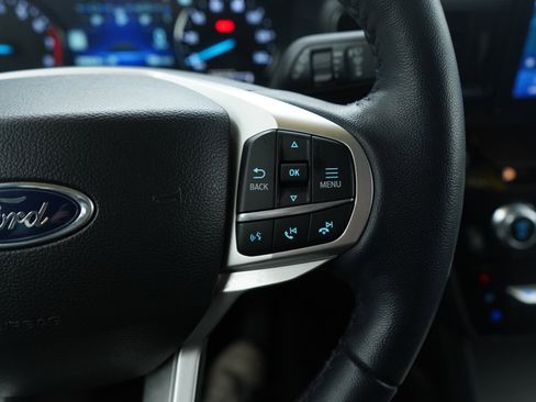 Used 2023 Ford Explorer Limited image 28