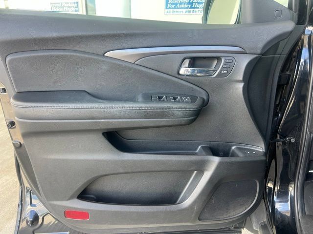 Certified 2021 Honda Pilot Special Edition image 8