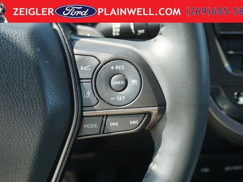 Used 2022 Toyota Camry SE w/ Cold Weather Package AWD/4WD image 24