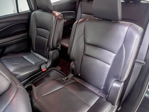 Used 2016 Honda Pilot Elite image 39