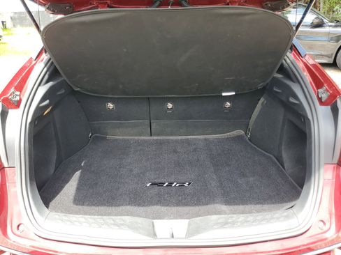 Used 2018 Toyota C-HR XLE image 9