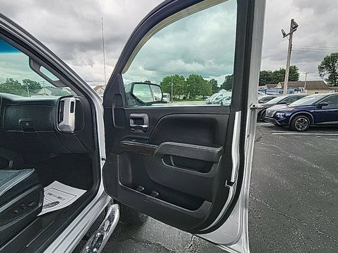Used 2015 GMC Sierra 1500 SLE w/ SLE Value Package AWD/4WD image 14
