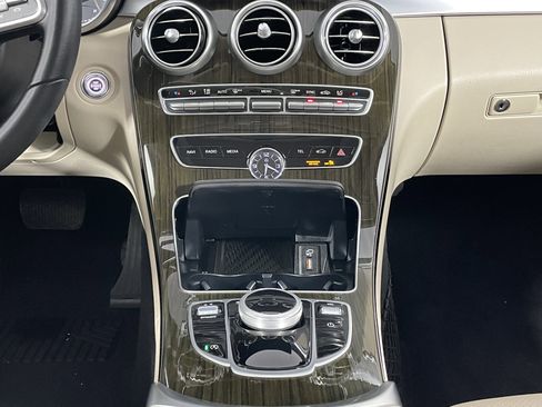 Used 2020 Mercedes-Benz C 300 4MATIC Sedan image 18