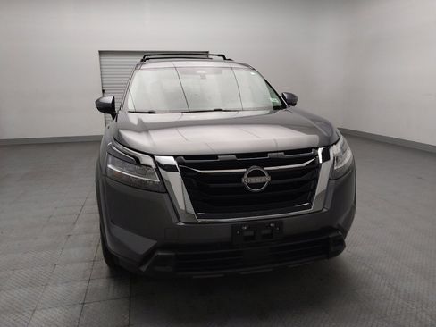 Used 2022 Nissan Pathfinder SV FWD image 14