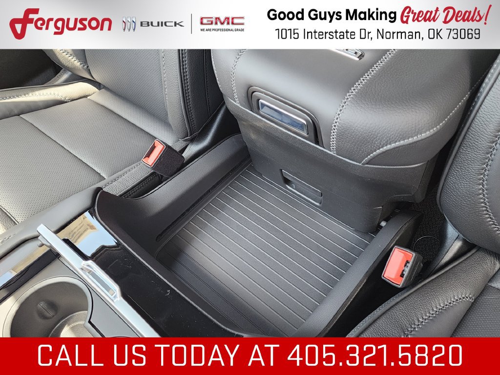 New 2026 GMC Yukon XL Denali w/ Denali Reserve Package AWD/4WD image 39