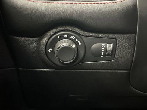 Used 2025 Dodge Durango GT w/ Blacktop Package image 25