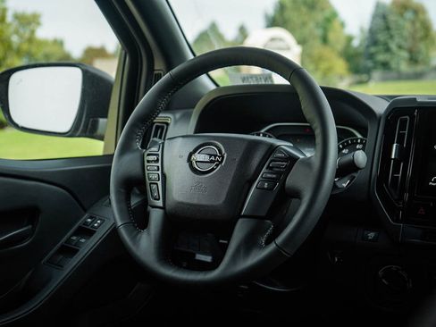 New 2026 Nissan Frontier SV AWD/4WD image 14