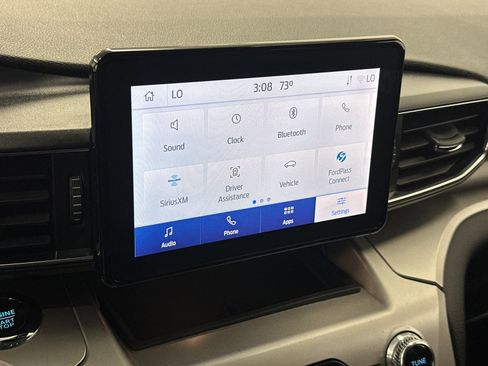 Used 2022 Ford Explorer XLT w/ Equipment Group 202A image 27