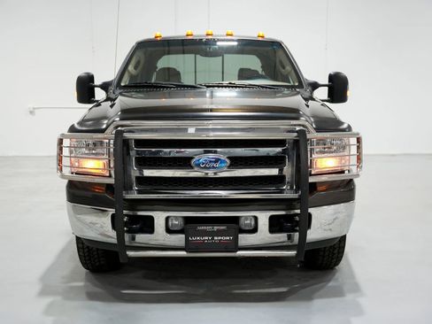 Used 2005 Ford F350 4x4 Crew Cab DRW Super Duty image 5