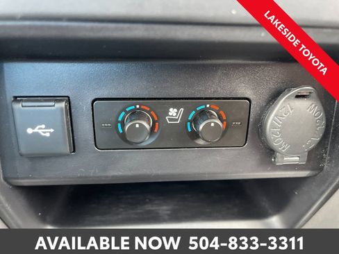Used 2022 Toyota 4Runner Limited AWD/4WD image 33
