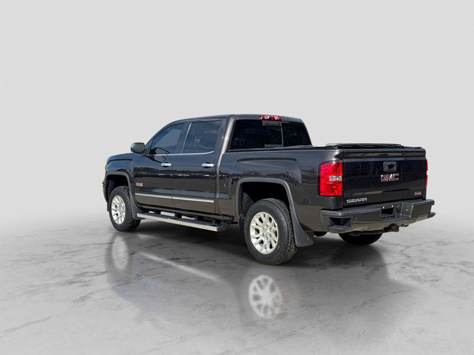 Used 2015 GMC Sierra 1500 SLE AWD/4WD image 4