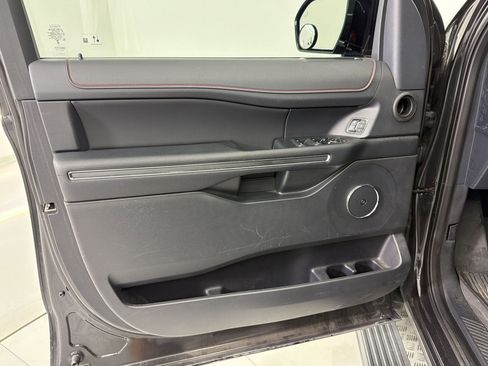 Used 2023 Ford Expedition Max Limited AWD/4WD image 23