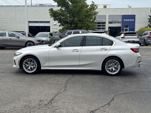 Used 2025 BMW 330i xDrive Sedan AWD/4WD image 8