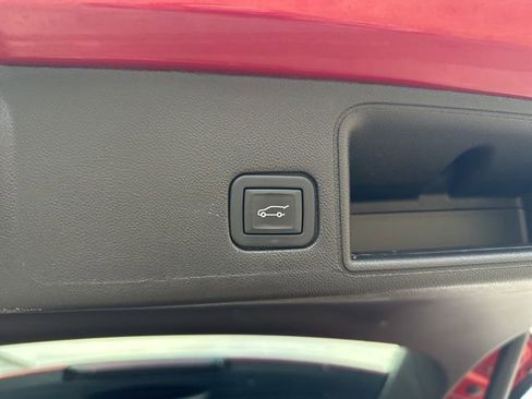 Used 2024 GMC Terrain AT4 w/ Infotainment Package II image 57