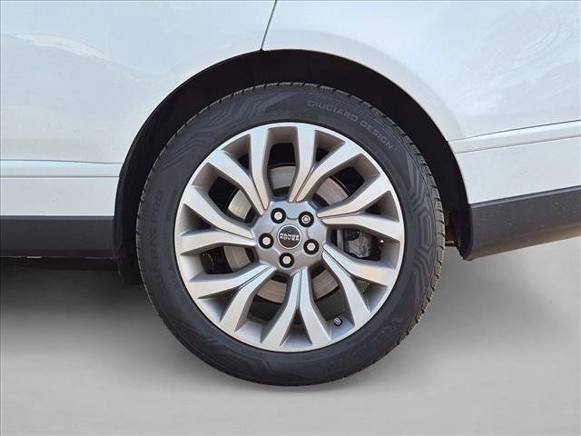 Used 2018 Land Rover Range Rover Supercharged AWD/4WD image 9