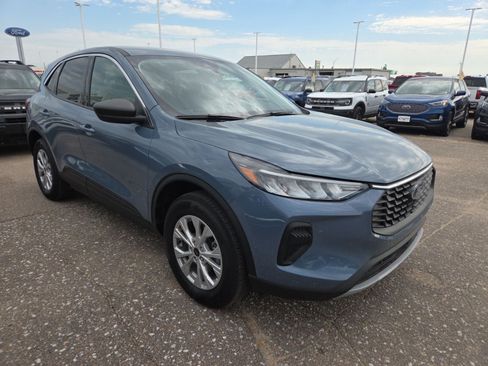 Used 2024 Ford Escape Active AWD/4WD image 10