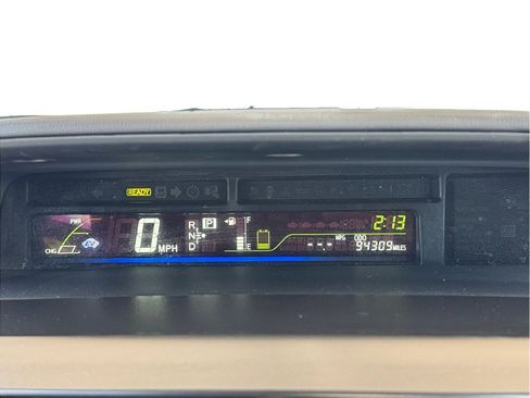 Used 2013 Toyota Prius V Three FWD image 15