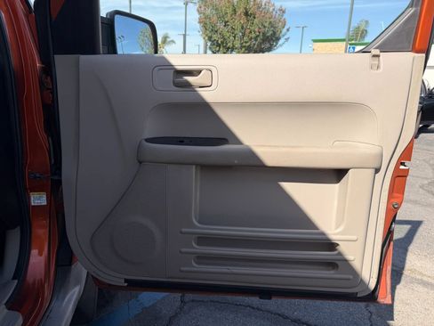 Used 2009 Honda Element LX image 17