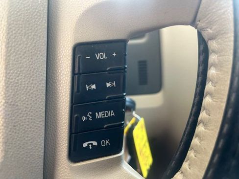 Used 2010 Ford Escape XLT image 18