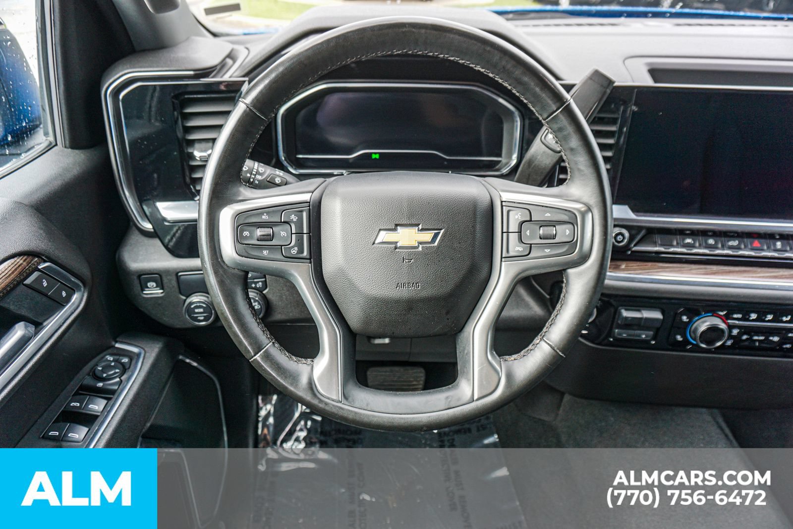 Used 2025 Chevrolet Silverado 1500 LT RWD image 29