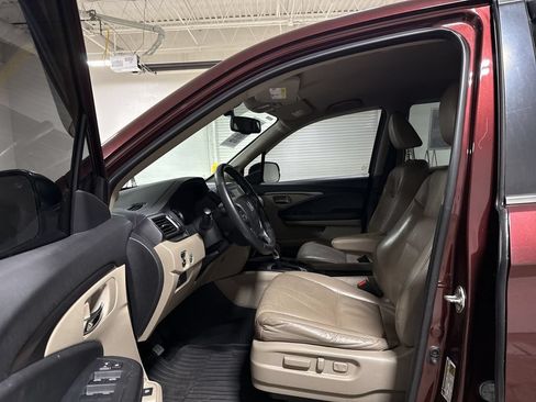 Used 2017 Honda Ridgeline RTL image 19