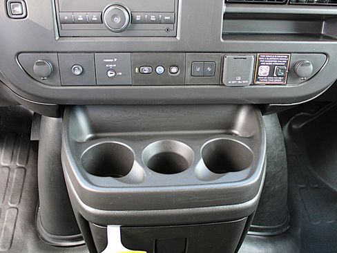 Used 2025 Chevrolet Express 2500 Extended w/ Communications Package image 30