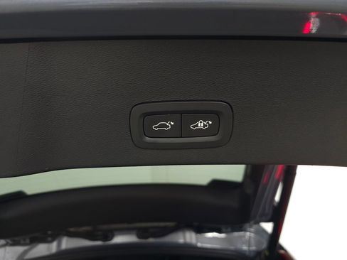 Used 2023 Volvo C40 P8 Recharge Plus AWD/4WD image 10