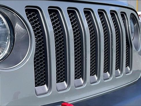 Used 2021 Jeep Wrangler Unlimited Rubicon w/ Dual Top Group AWD/4WD image 29