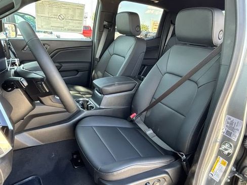 New 2026 GMC Canyon Elevation w/ Convenience Package image 19