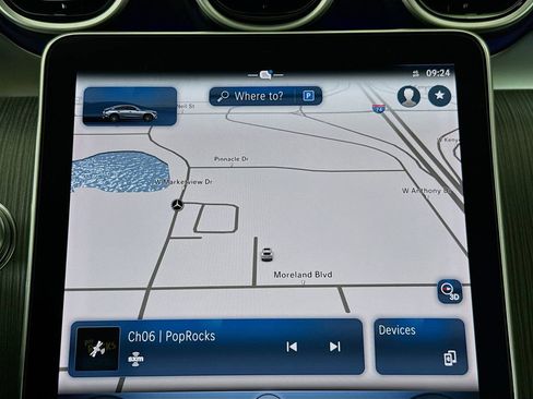 Used 2024 Mercedes-Benz GLC 300 4MATIC w/ AMG Line image 13