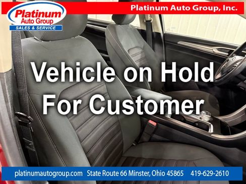 Used 2017 Ford Fusion SE w/ Fusion SE Technology Package FWD image 36
