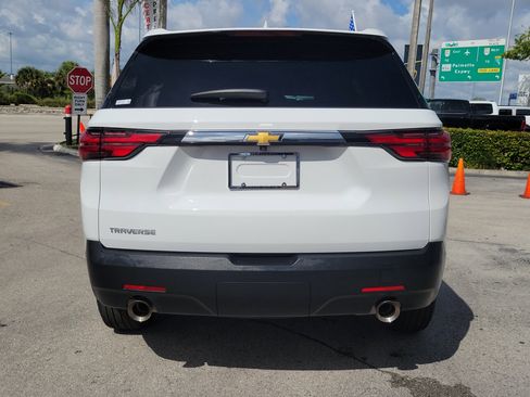 Used 2023 Chevrolet Traverse LS FWD image 6