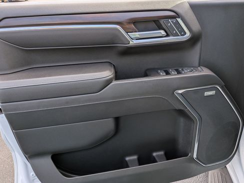 Used 2022 GMC Sierra 1500 SLT w/ SLT Premium Plus Package image 12